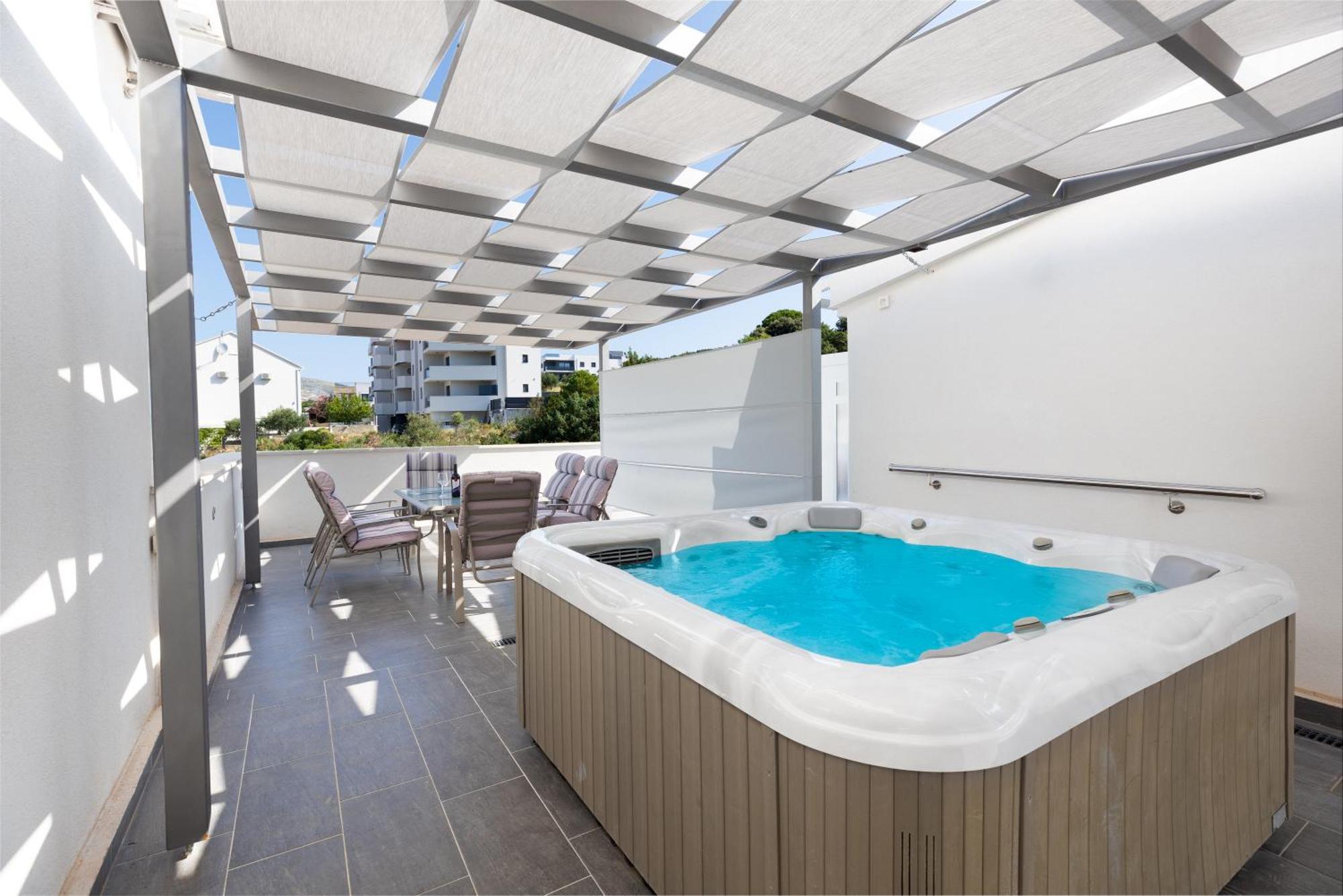 Ferienwohnung Agava Lux Trogir Exterior foto